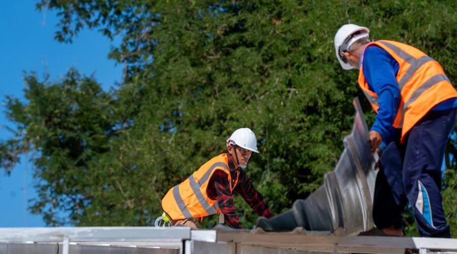 Expert Emergency Roof Repairs services in Jansen, NE